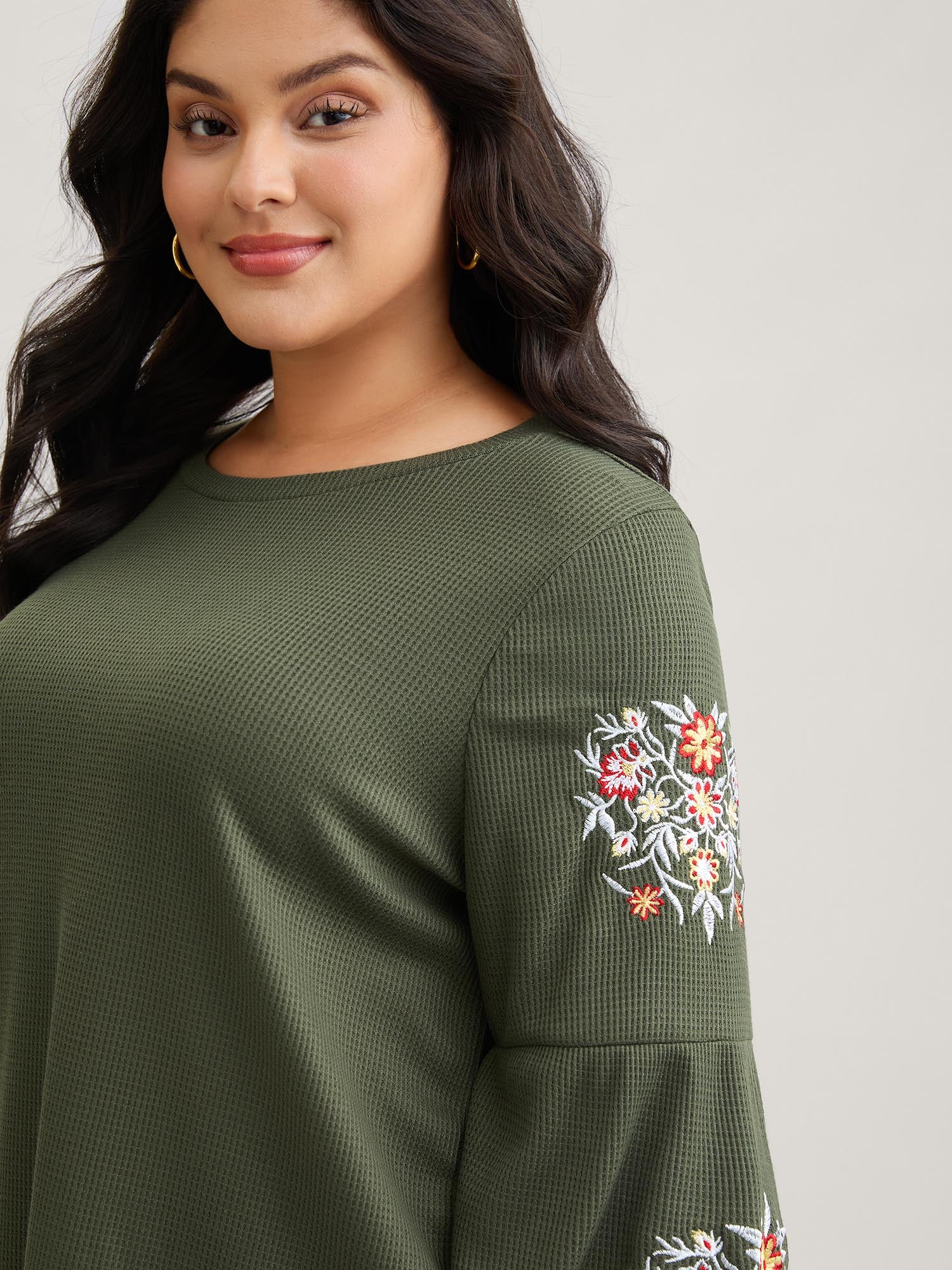Waffle Knit Floral Embroidered Lantern Sleeve T-shirt - Image 6