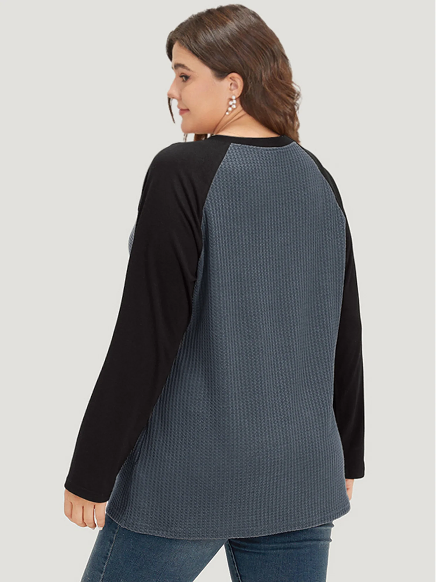 Waffle Knit Raglan Sleeve Metal Buckle Detail T-shirt - Image 15