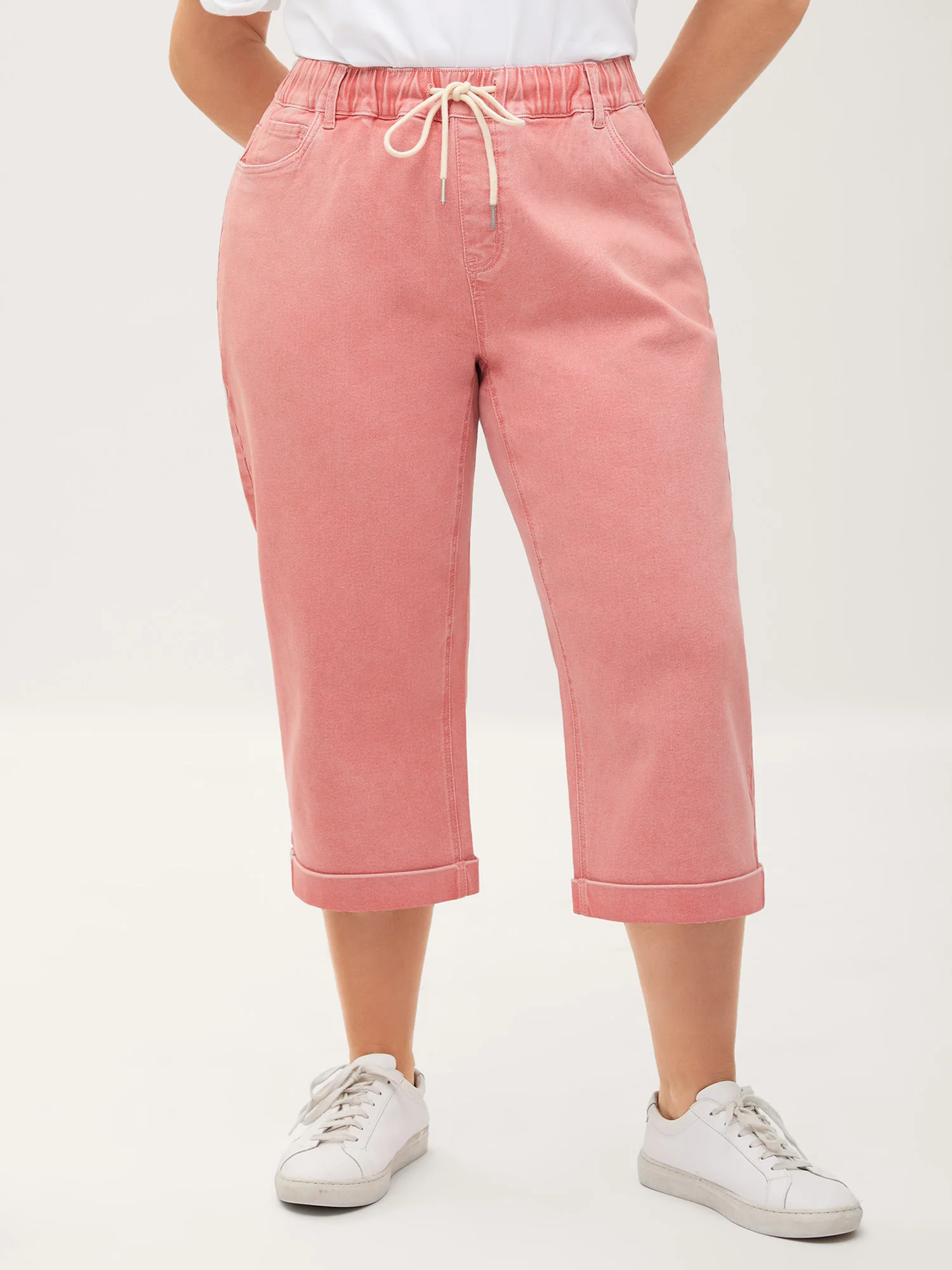 Pull-On Lace Detail Capri Straight-Leg Jeans - Image 2