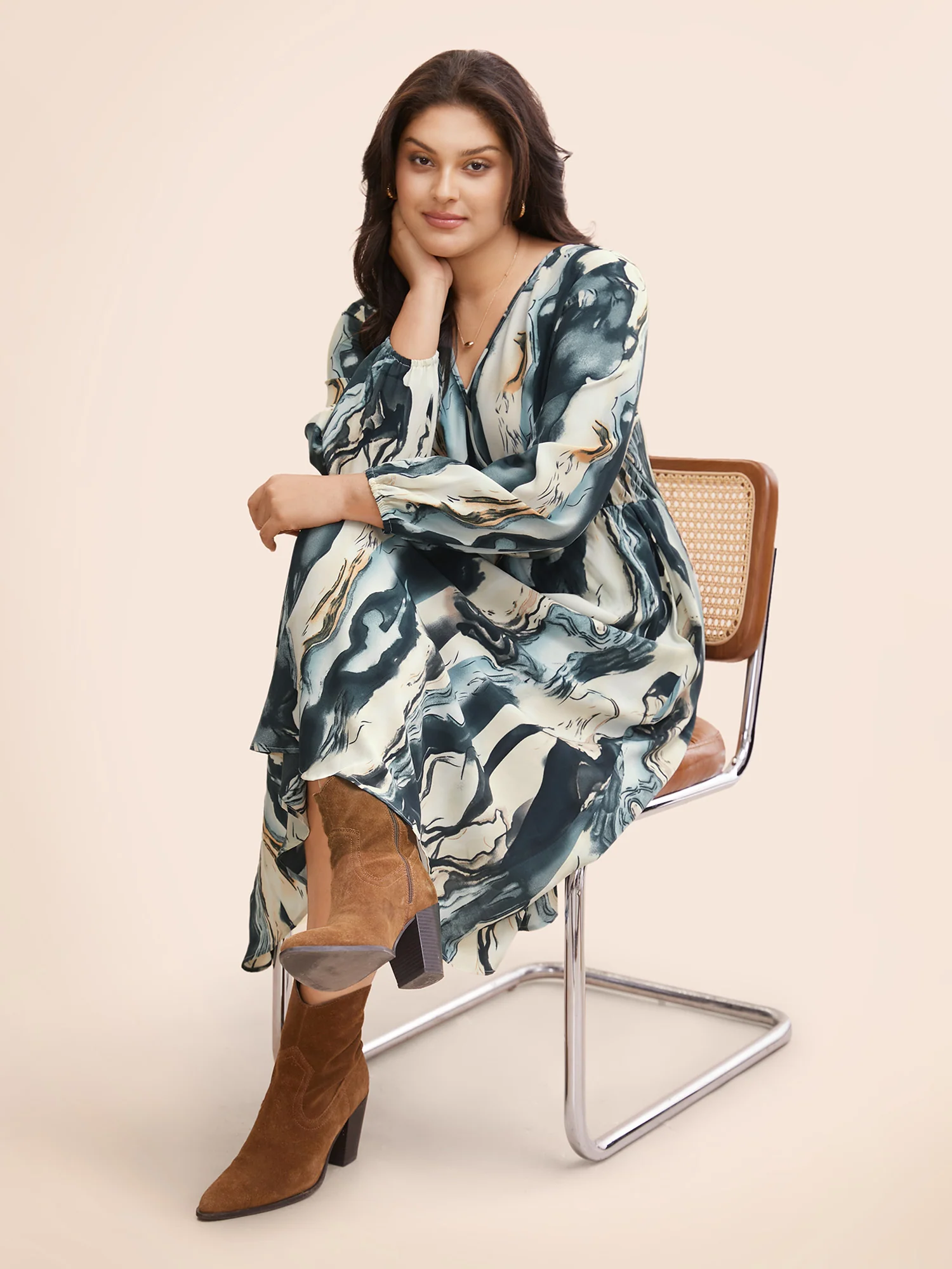 Watercolor Floral Overlap Collar Midi Dress - Image 3