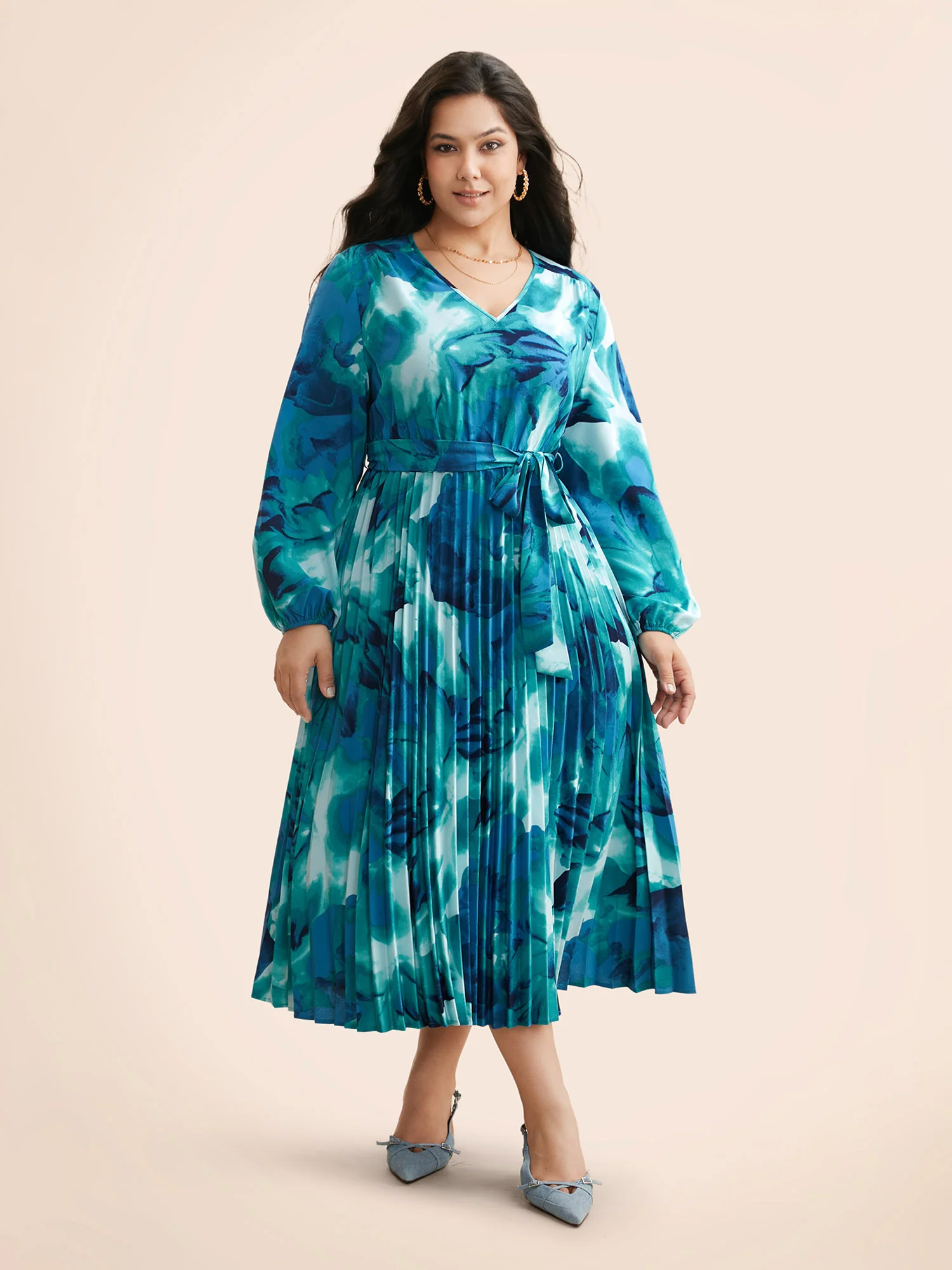 Watercolor Floral Pleated Belted Dress - Image 4