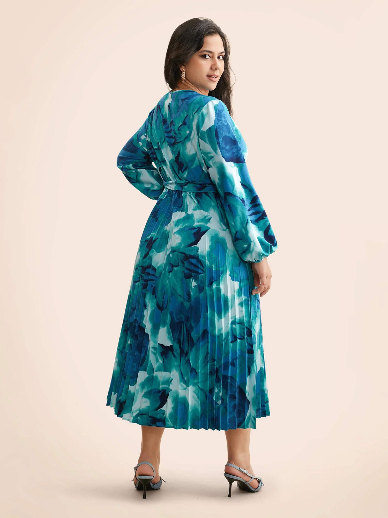 Watercolor Floral Pleated Belted Dress - Image 5