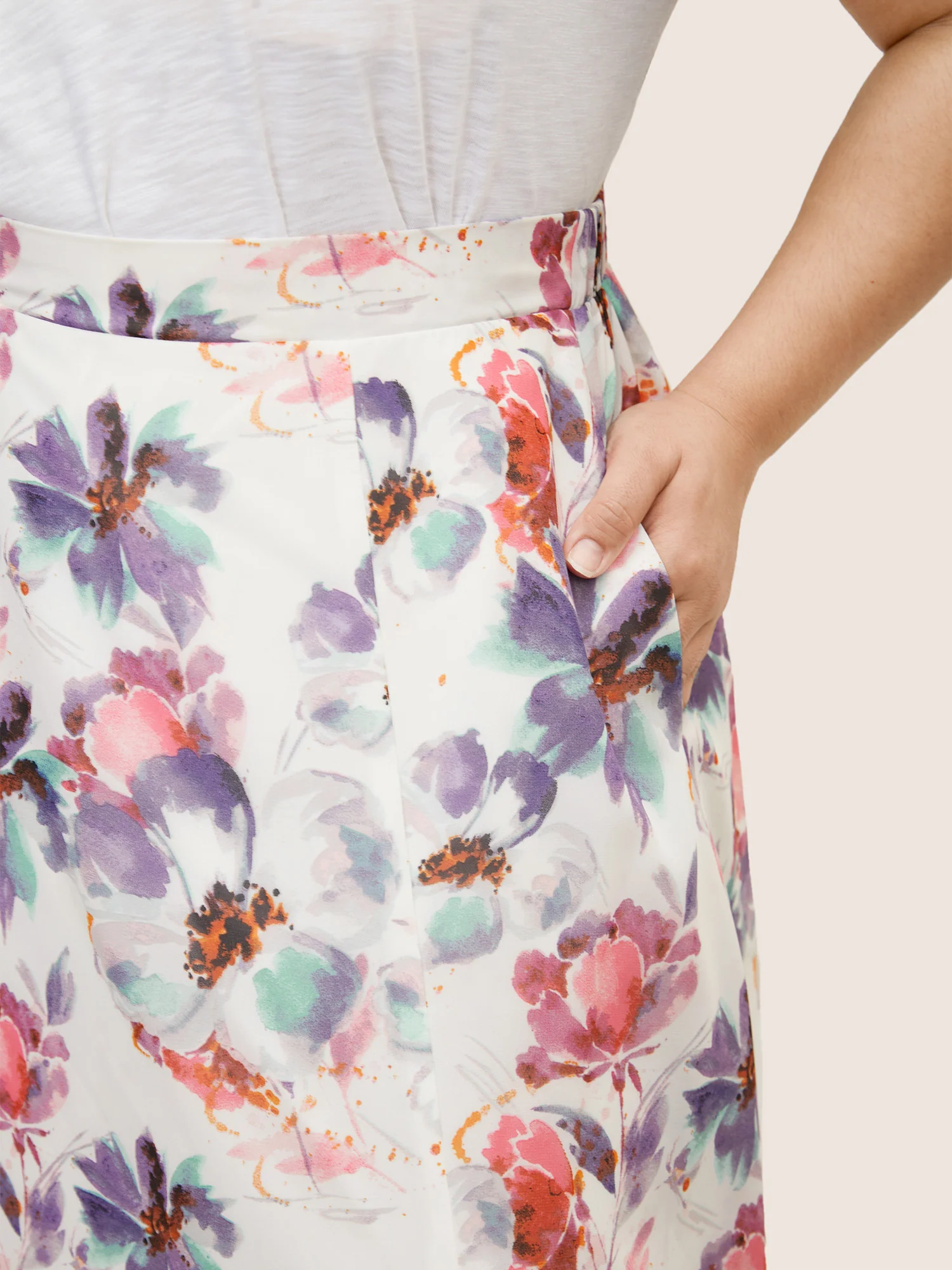 Watercolor Floral Print Slit Hem Pocket Skirt - Image 4