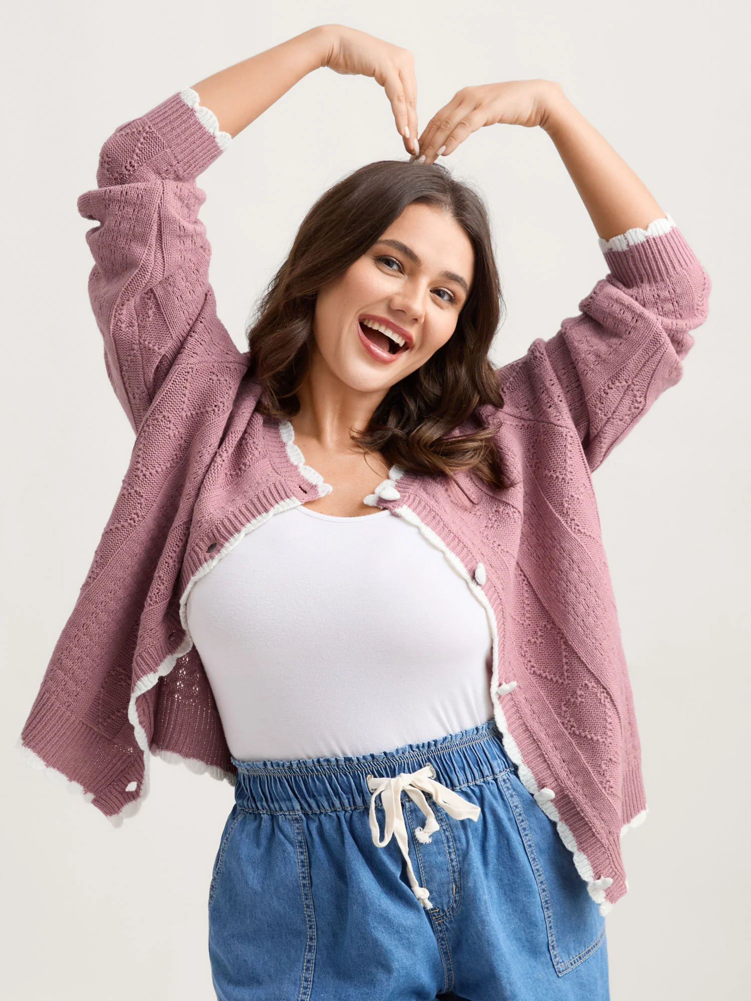 Wavy Contrast Edges Textured Knit Cardigan - Image 2