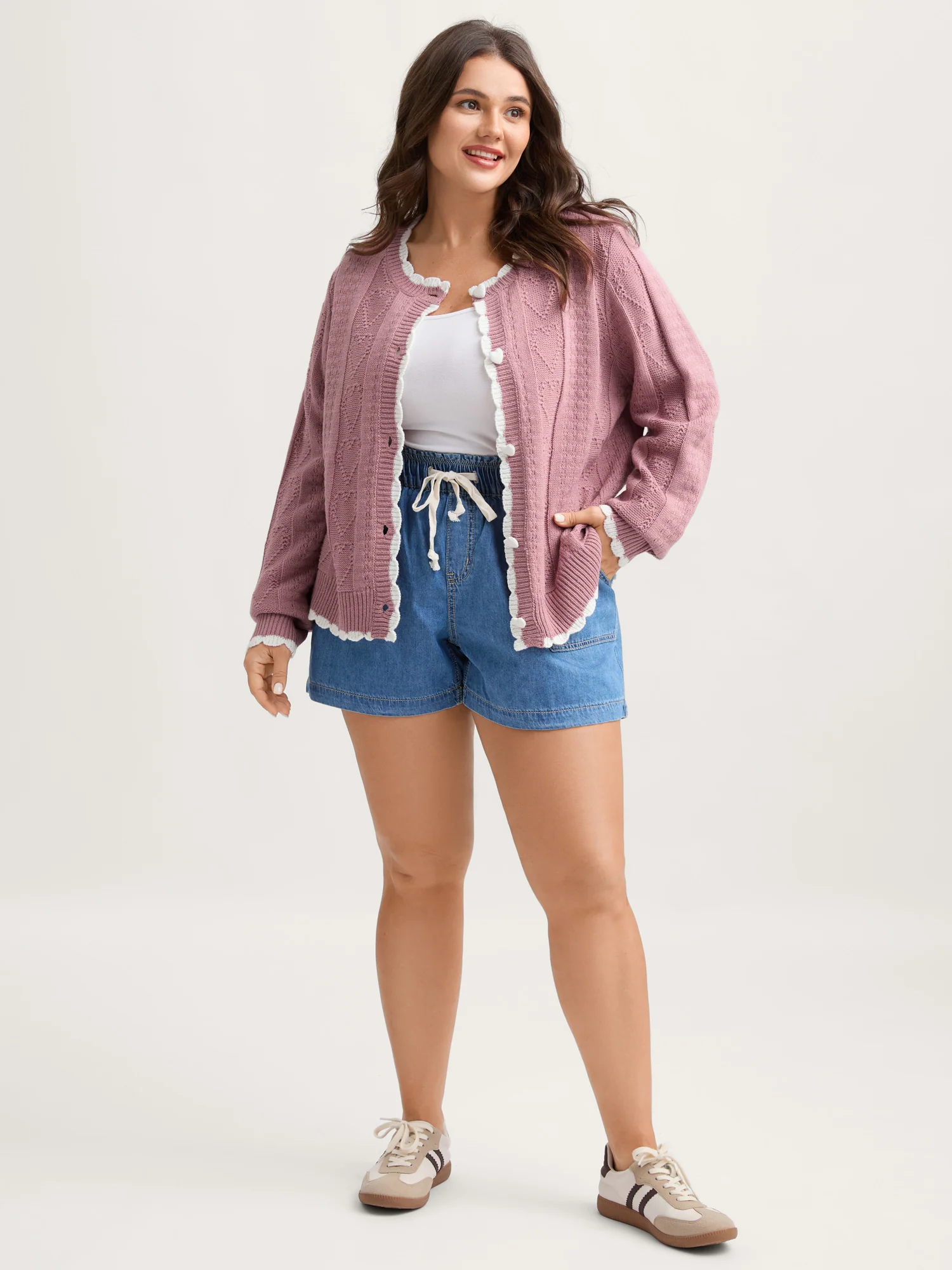 Wavy Contrast Edges Textured Knit Cardigan - Image 3