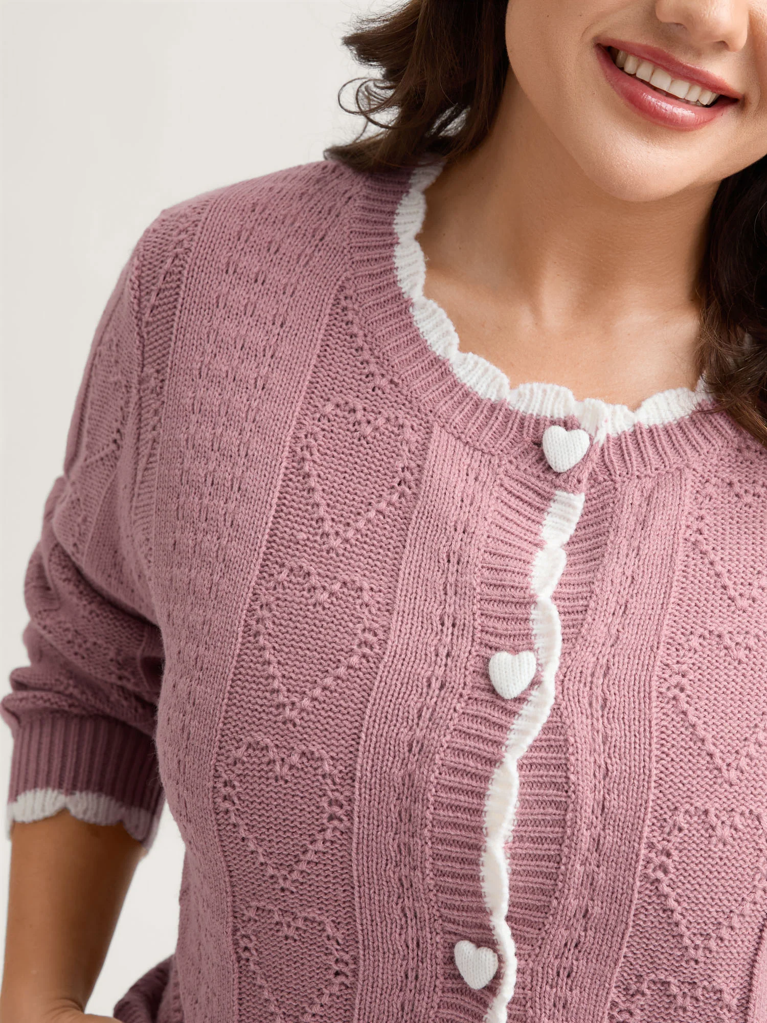 Wavy Contrast Edges Textured Knit Cardigan - Image 4