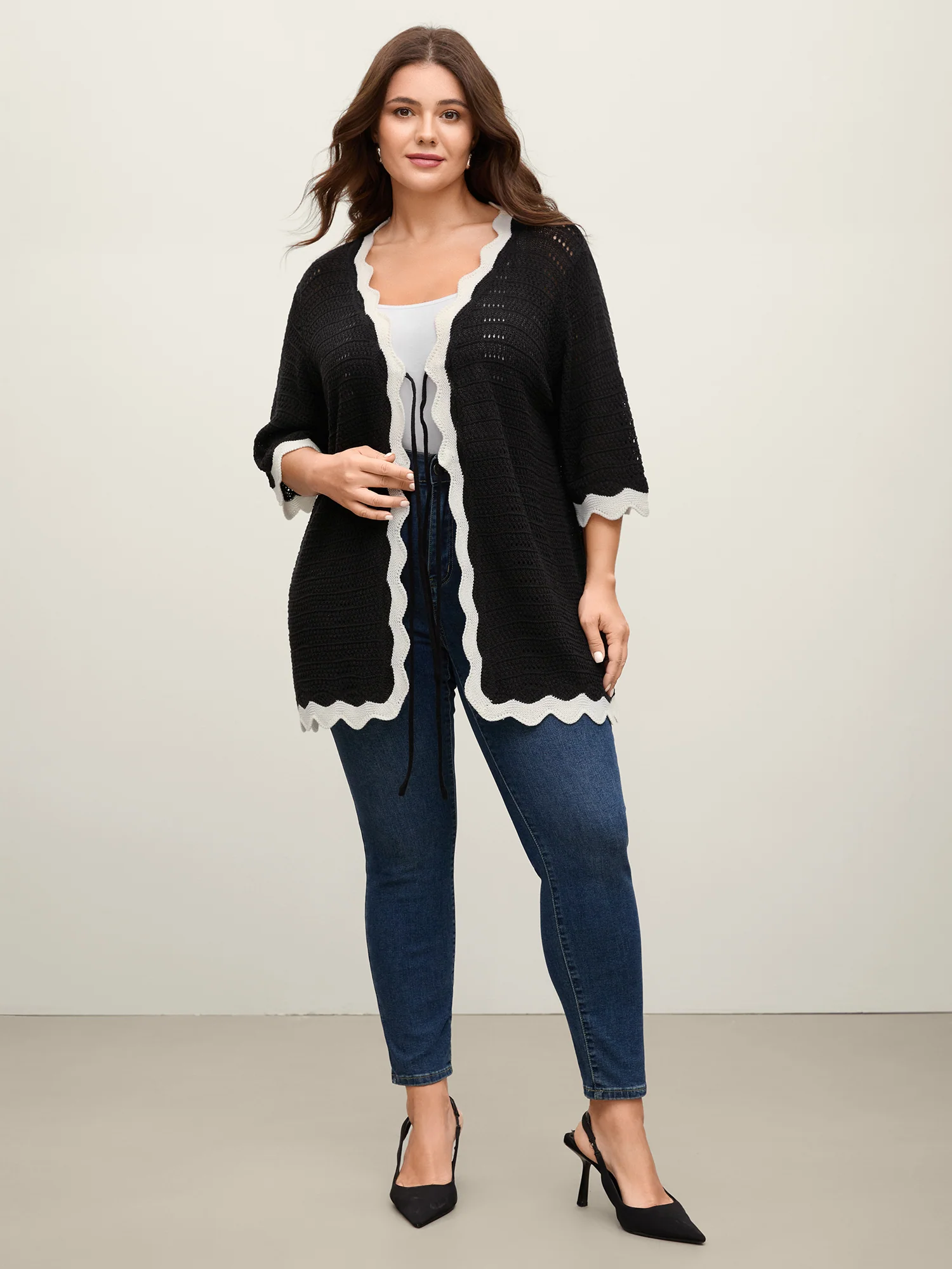 Wavy Edge Color Contrast Tied Lightweight Cardigan - Image 4