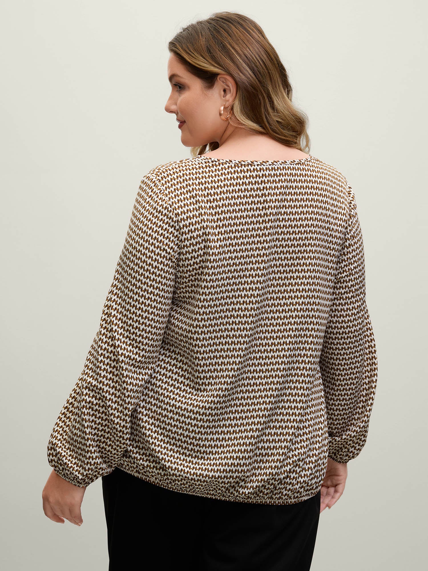 Wavy Stripe Button Detail Split Neck Blouse - Image 5