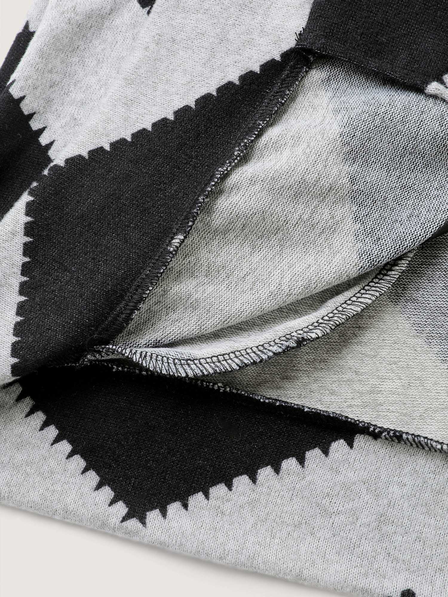 Wavy Stripe Skull Embroidery Zipper Hoodie - Image 9