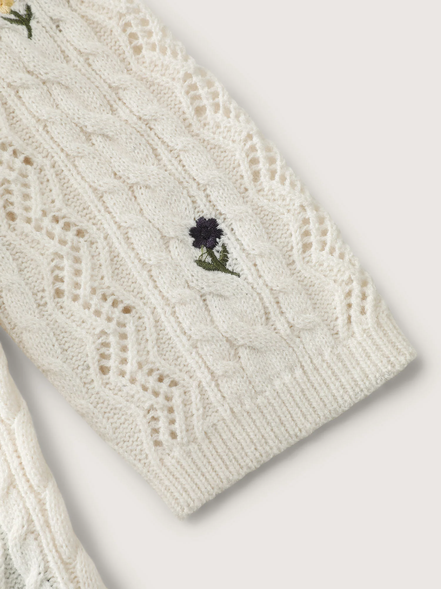Wavy Textured Button Knit Cardigan - Image 6