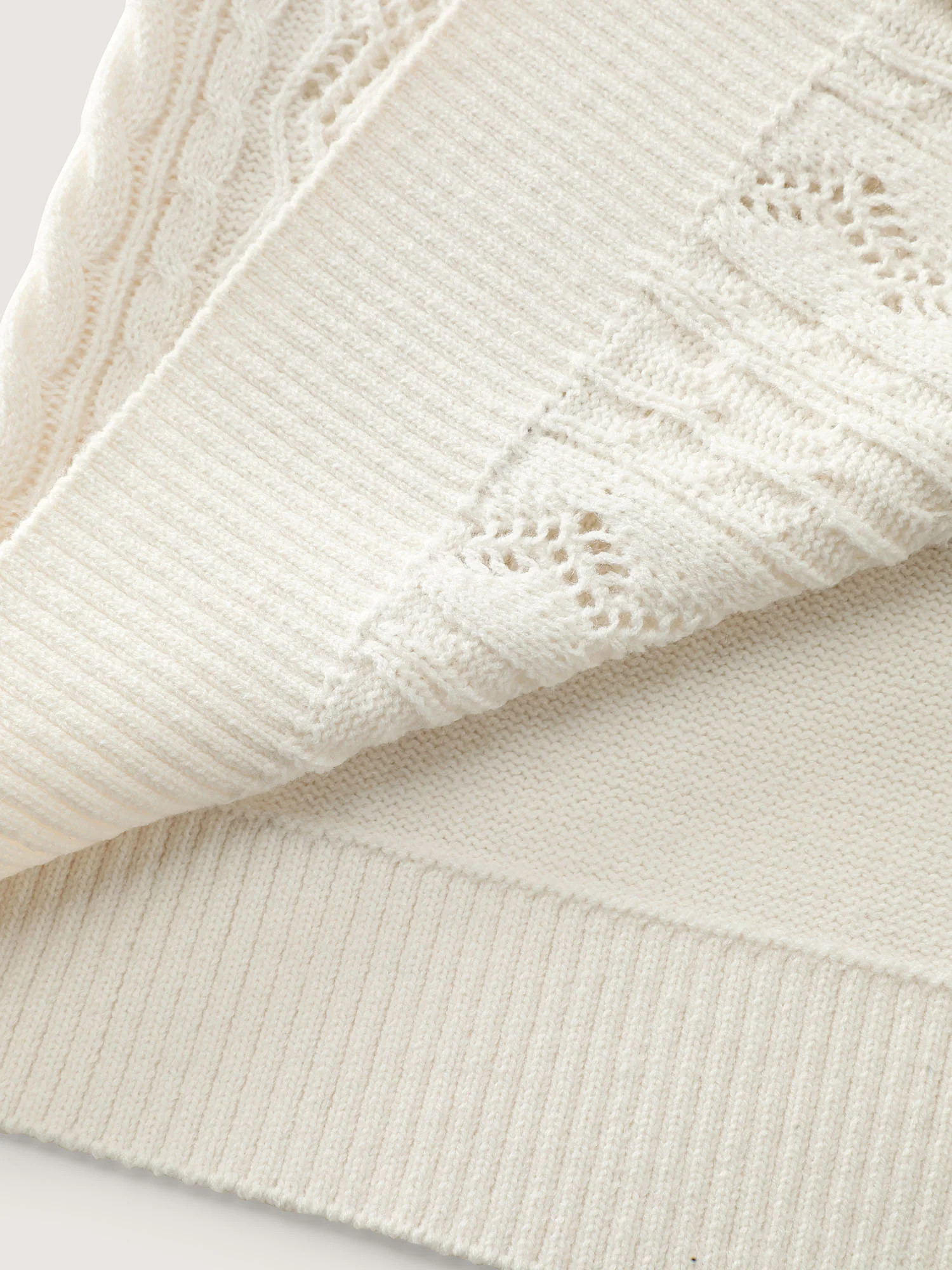 Wavy Textured Button Knit Cardigan - Image 7