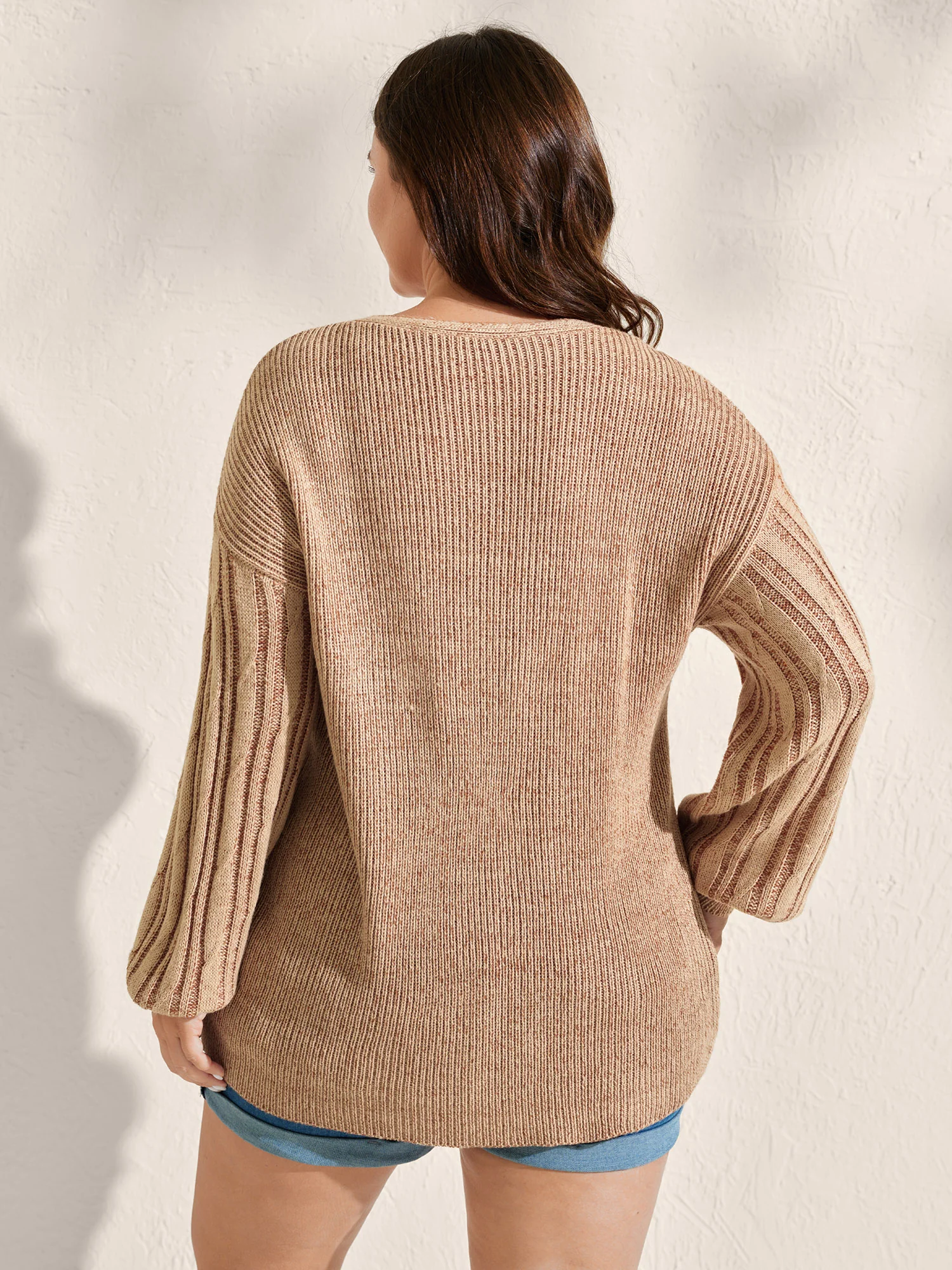 Wavy Textured Round Neck Pullover - Image 4