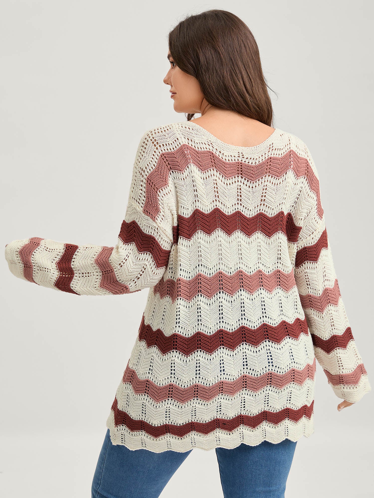 Wavy Textured Stripes Cut-Out Lightweight Pullover - Image 4