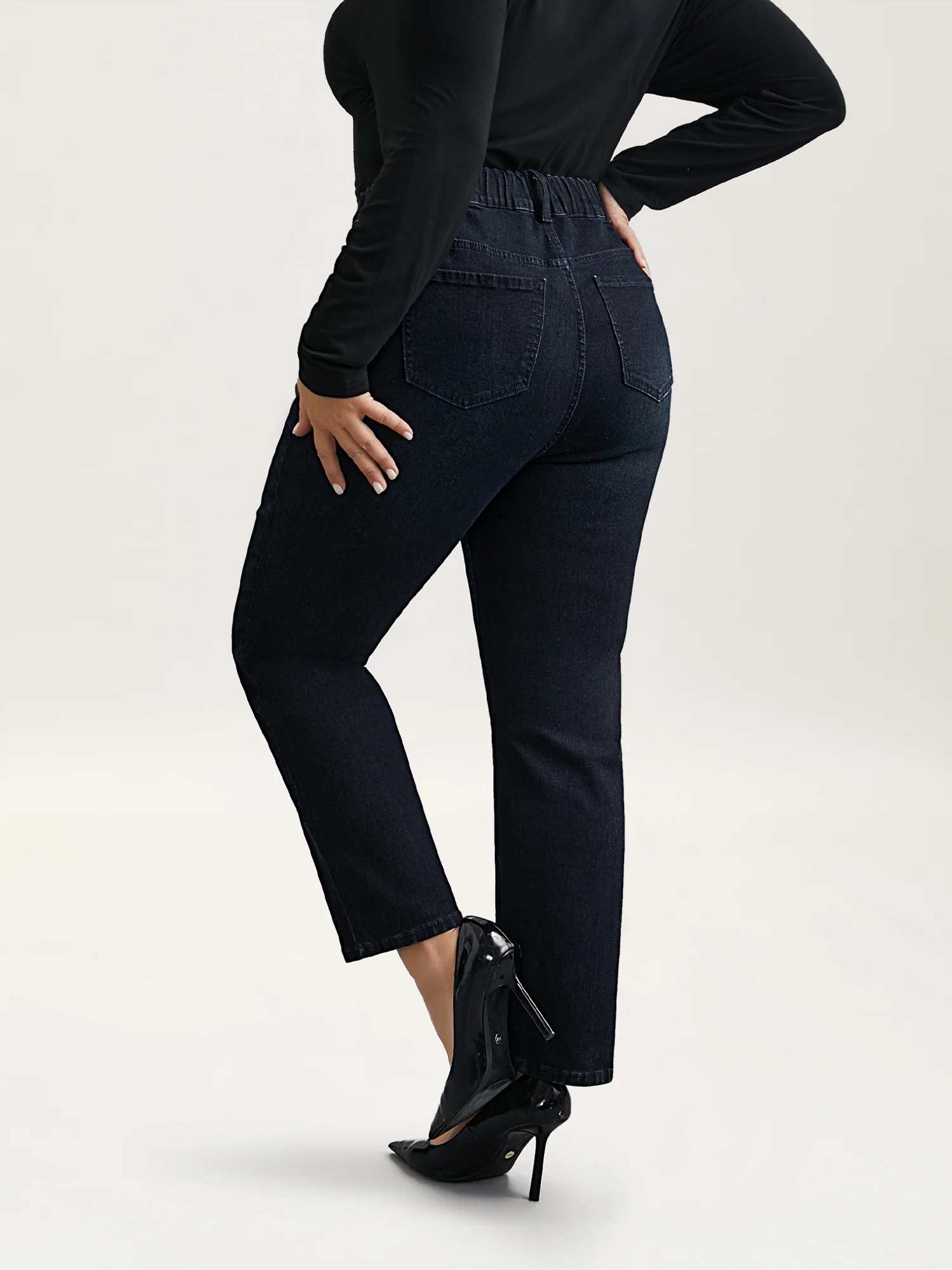 Whiskered Mid-Rise Skinny-Fit Jeans - Image 4