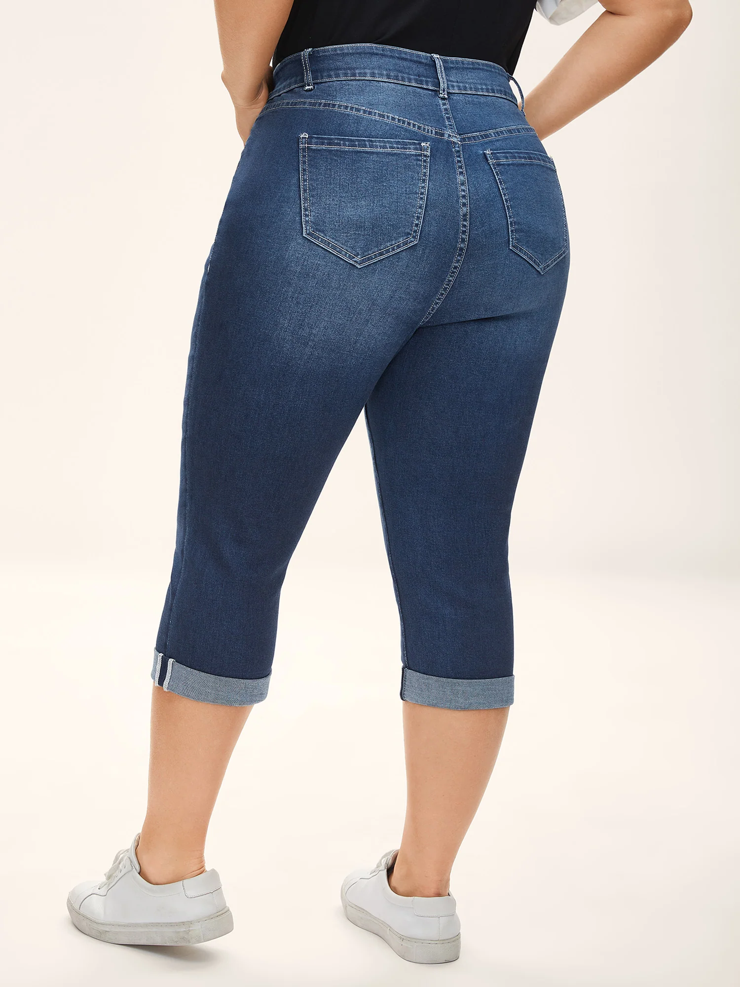 Folded Hem High-Rise Skinny-Fit Capri Jeans - Image 2