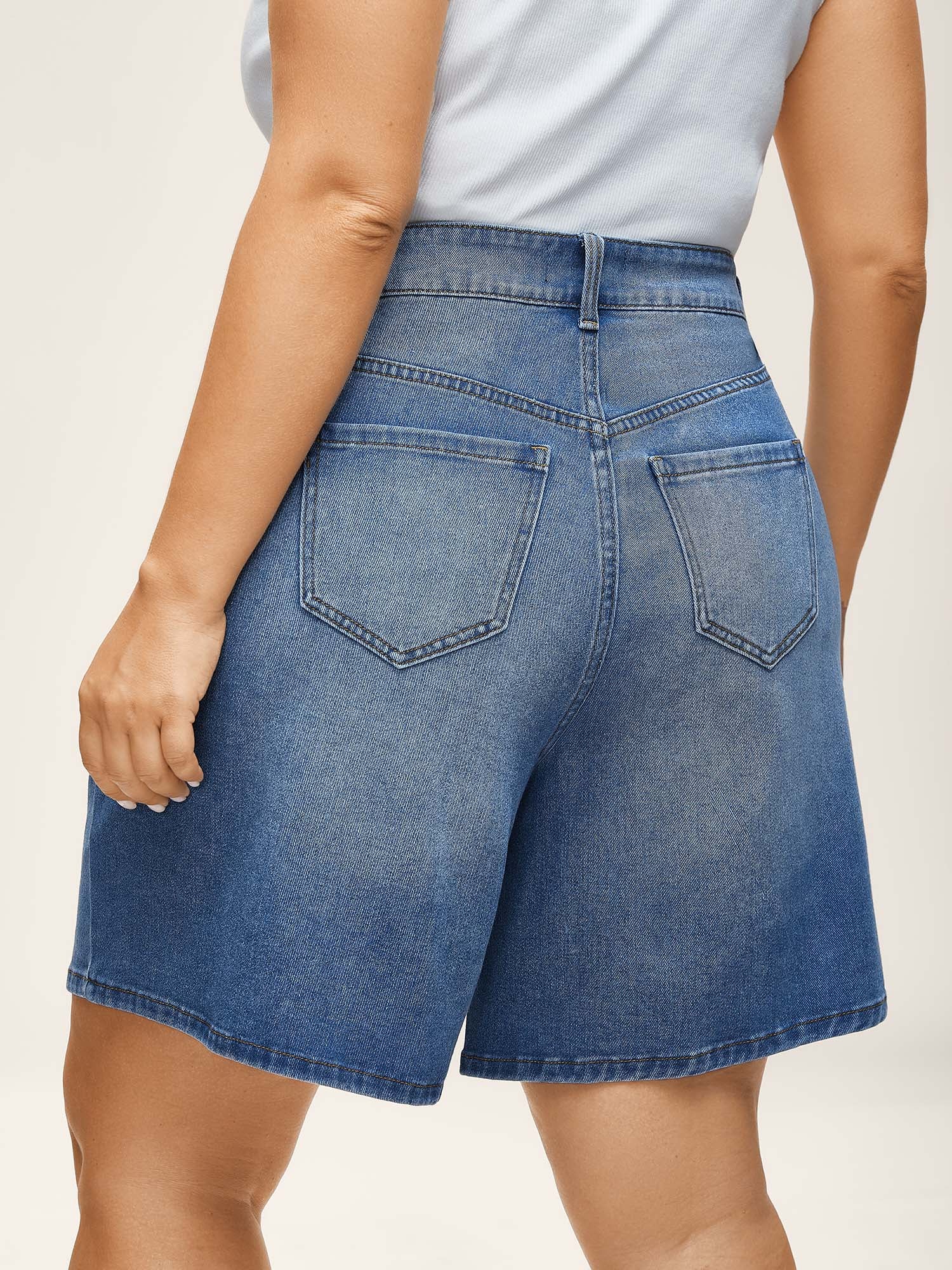 Classic High-Rise Wide Leg Denim Shorts - Image 2