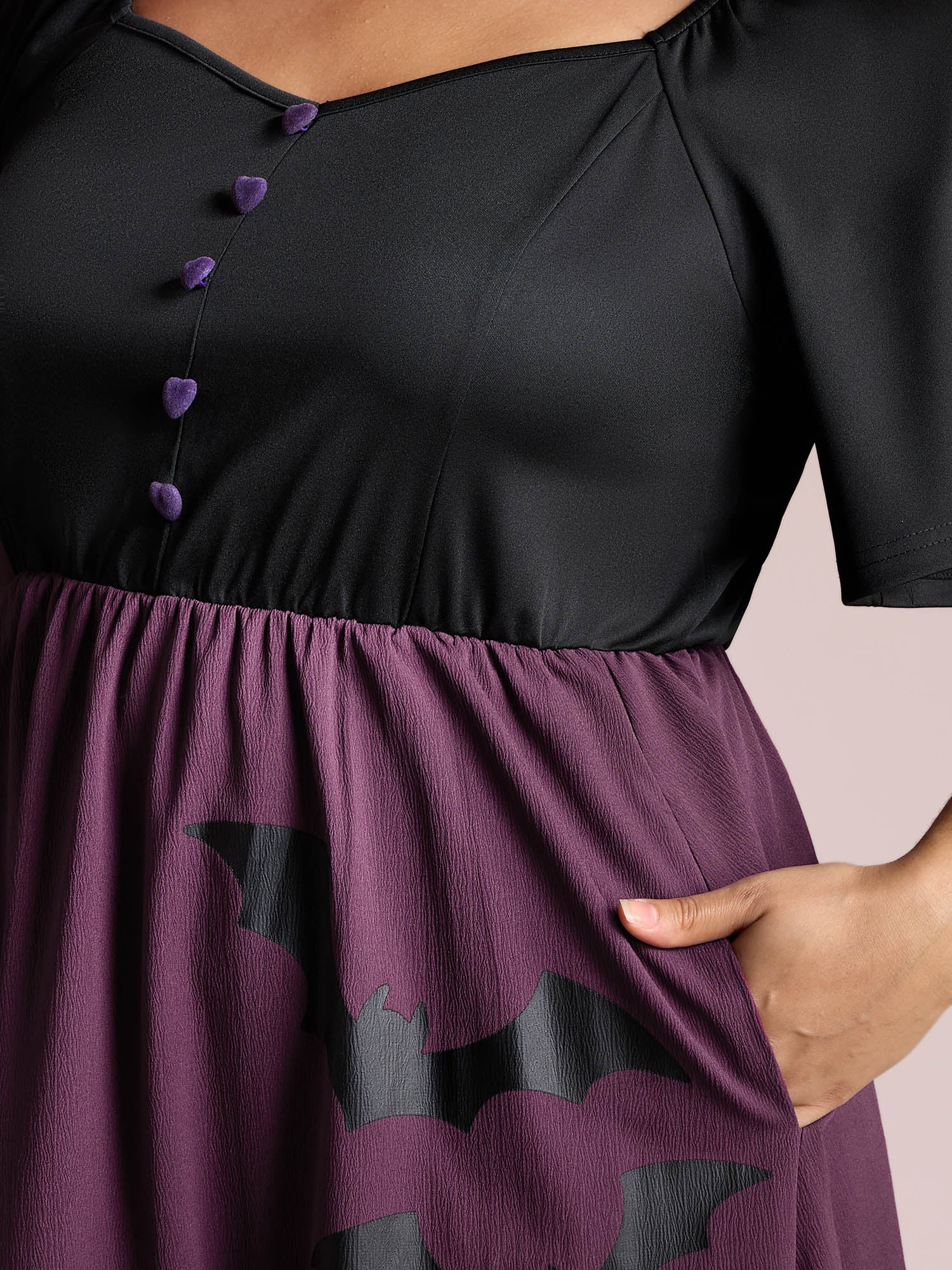 Wicked Halloween Print Contrast Button Midi Dress - Image 4