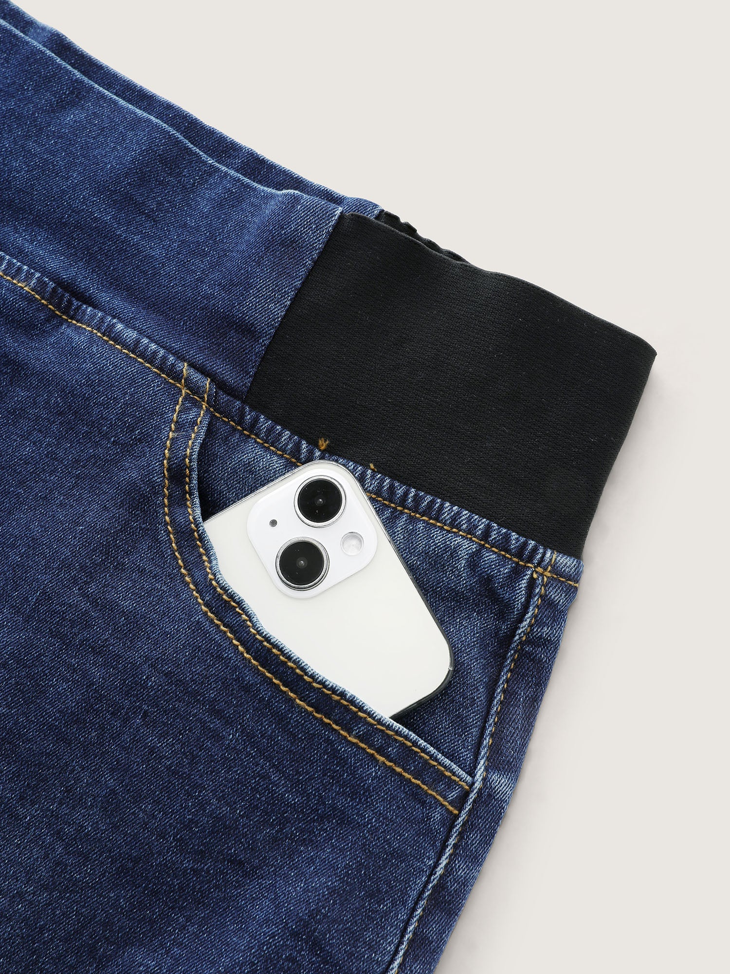 Wide Elastic Waistband Denim Shorts - Image 7