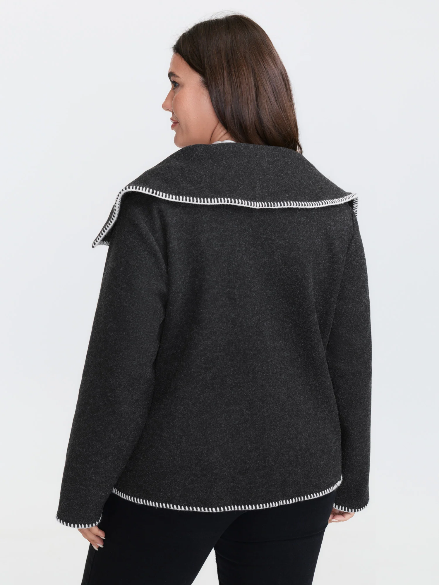 Wide Lapel Color Contrast Cropped Jacket - Image 4