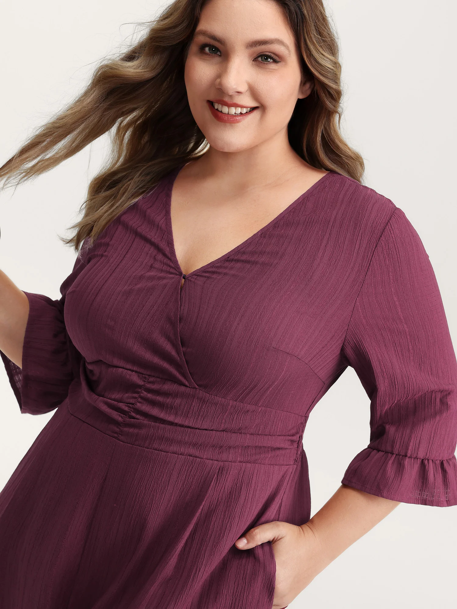 Wide Pleated Waist Backless Tie Jumpsuit - Image 2