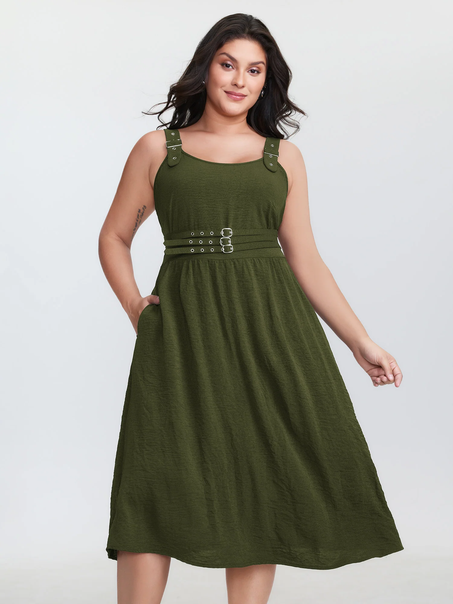 Wide Straps Belted Buckle Detail Midi Dress - Image 10