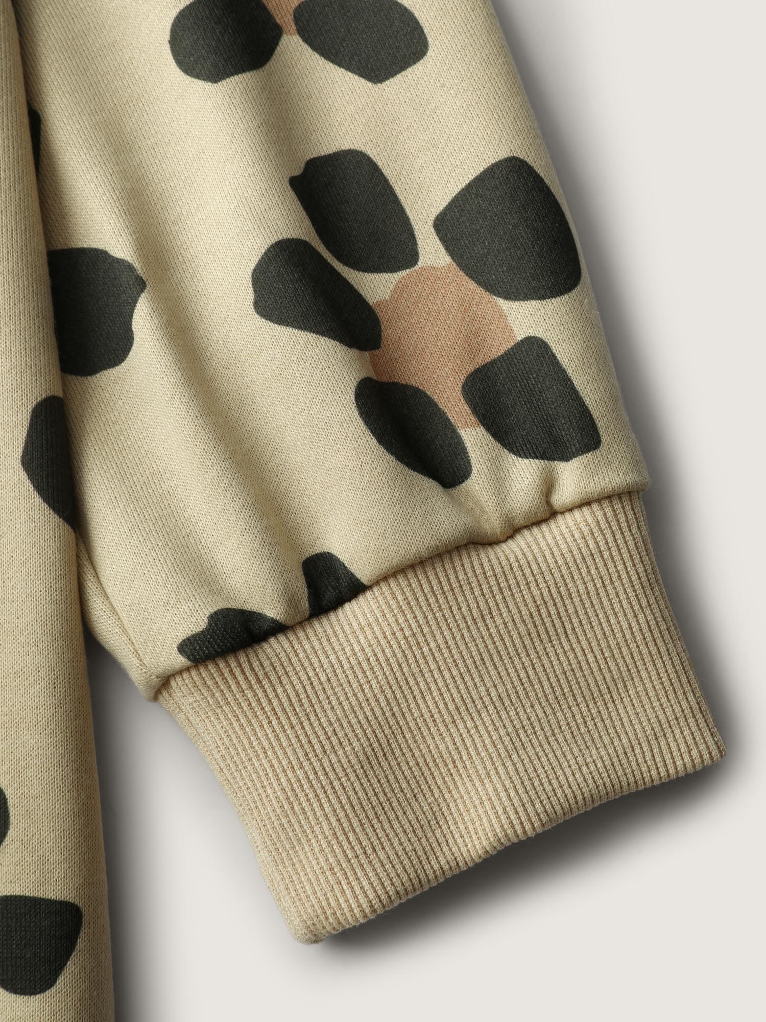 Wild Floral Print Relaxed-Fit Sweatshirt - Image 6