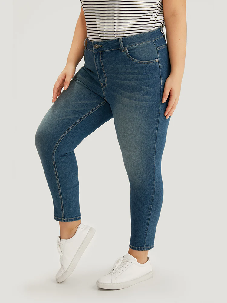 Zipper Fly Skinny Medium Wash Jeans - Image 5