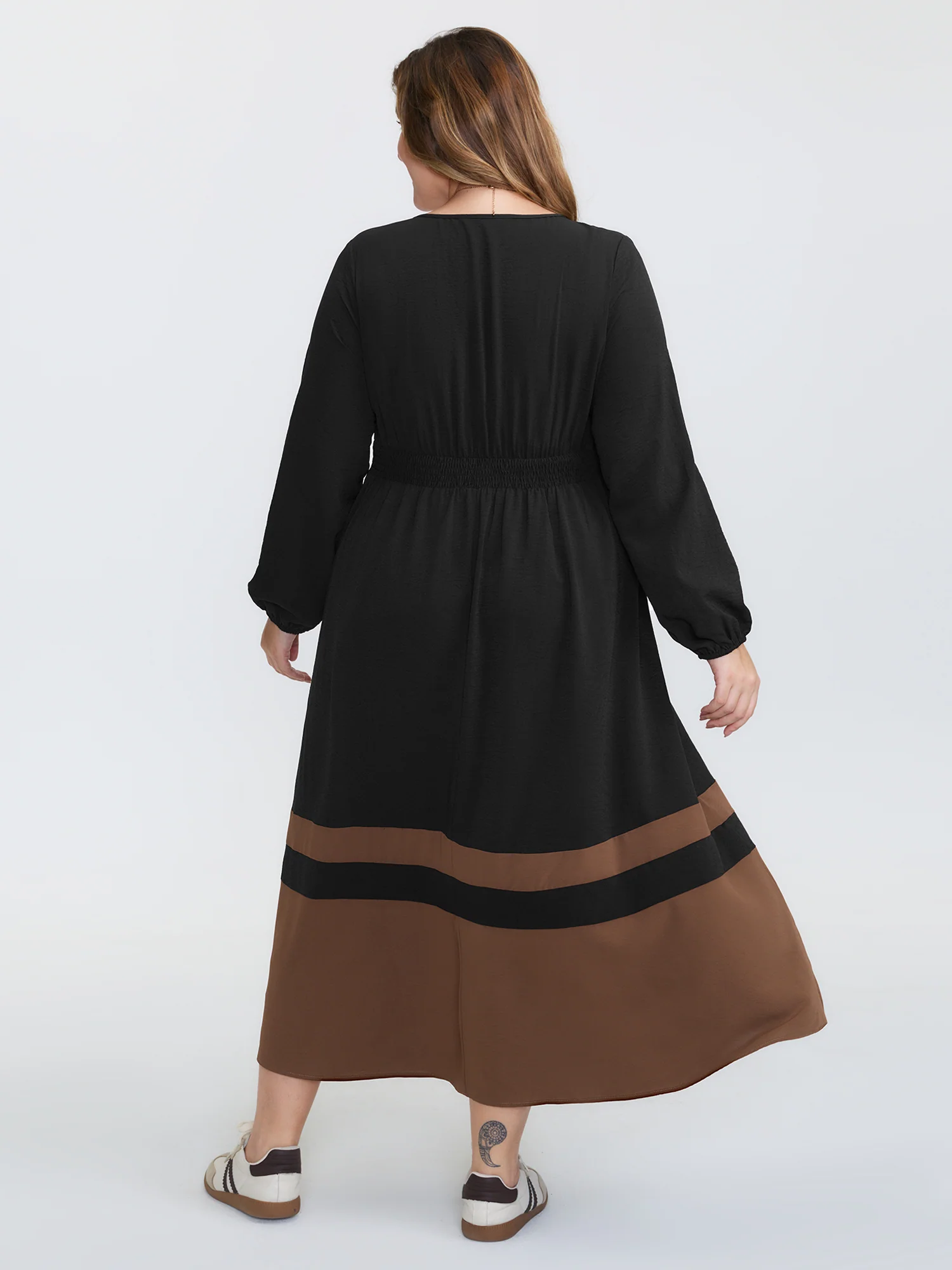 Zipper-Front Color Contrast Maxi Dress - Image 5