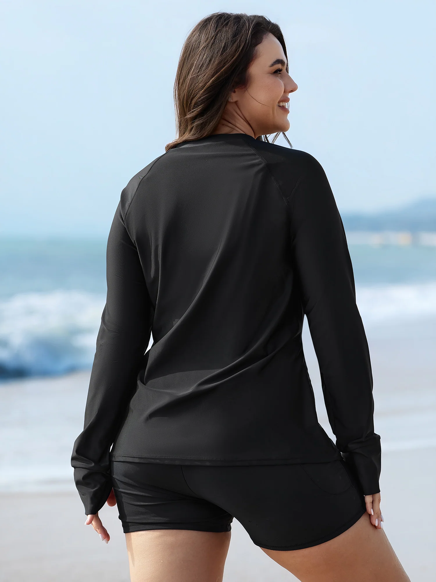Zipper-Front Pockets Raglan Sleeve Swim Top - Image 5